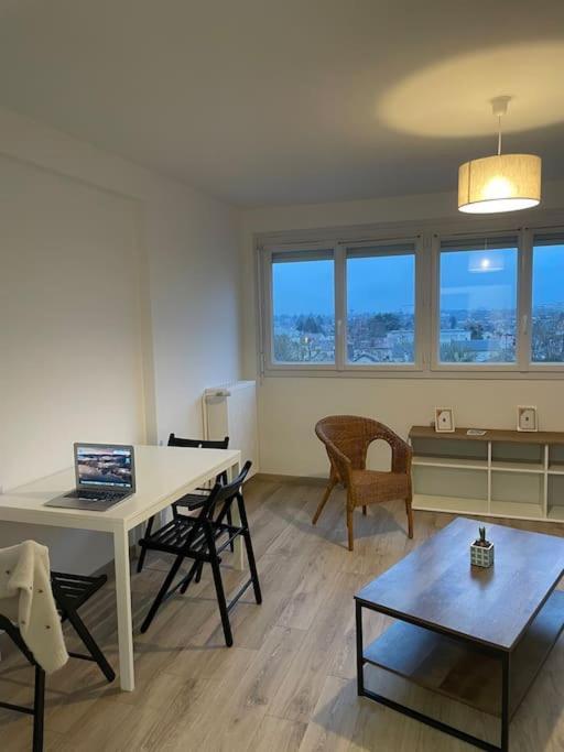 Appartement A Orleans Paisible Eksteriør billede